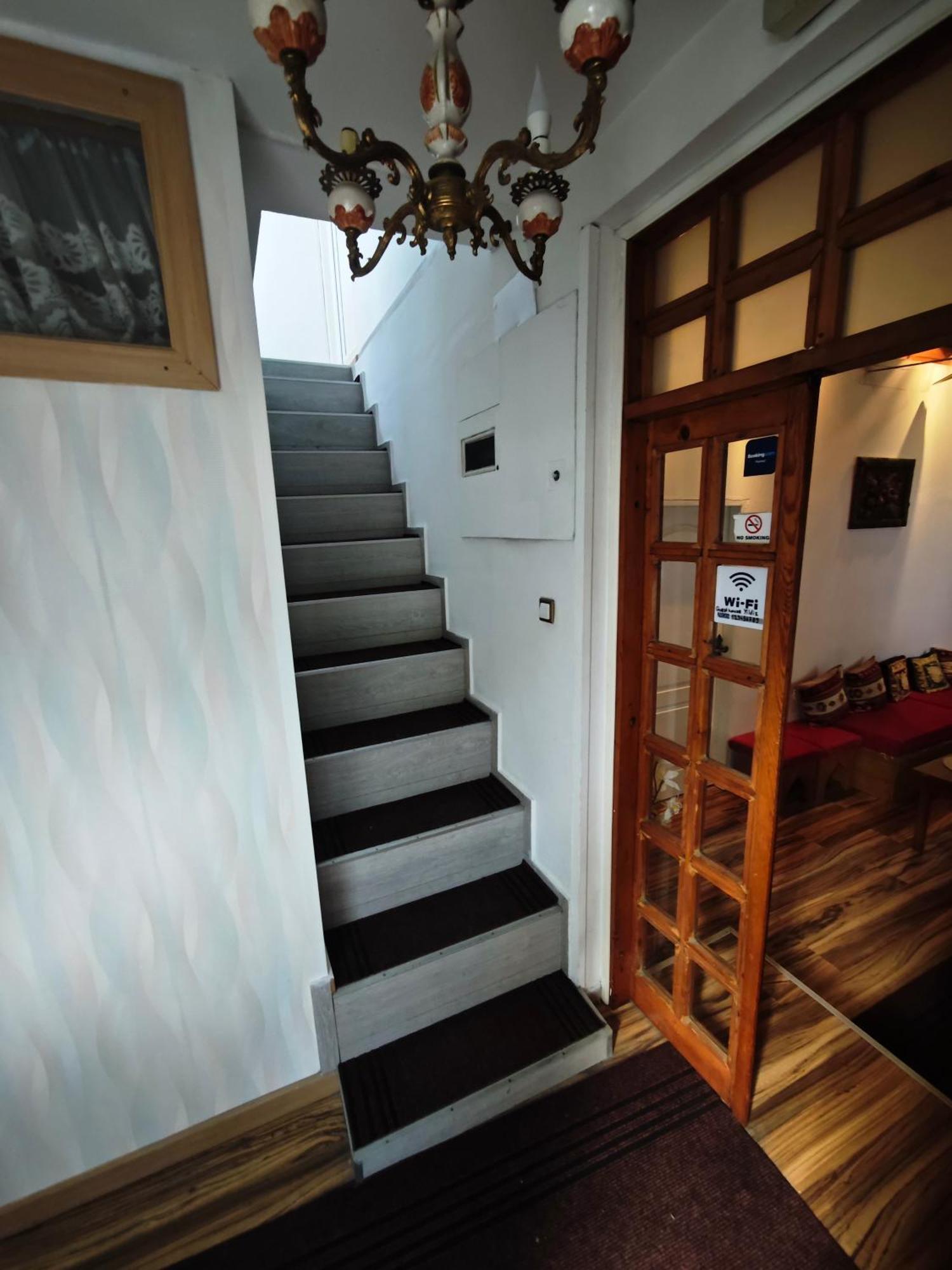 Guesthouse Yildiz 塞拉耶佛 外观 照片