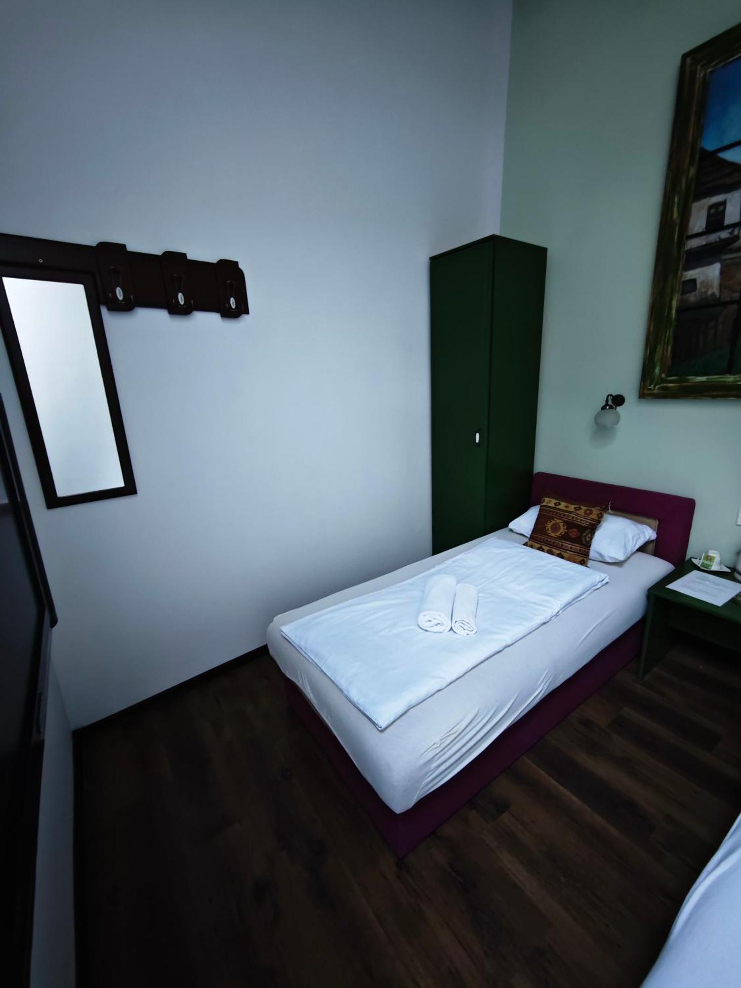 Guesthouse Yildiz 塞拉耶佛 外观 照片