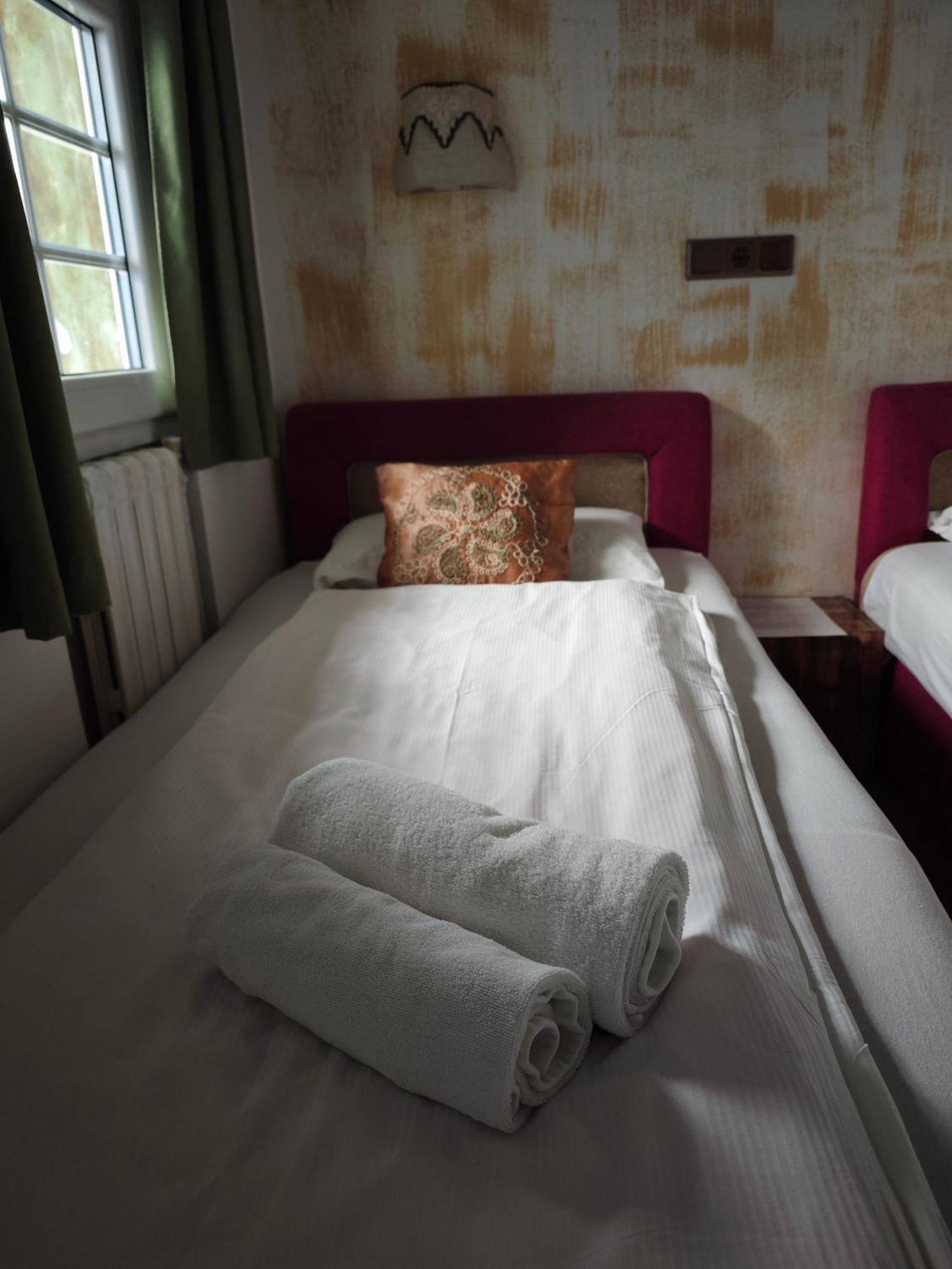Guesthouse Yildiz 塞拉耶佛 外观 照片